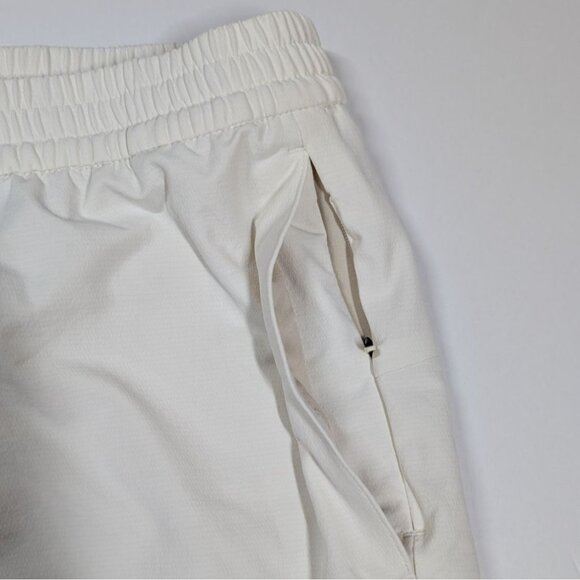 Outdoor Voices RecTrek 5" Shorts Mens XXXL Bone NWT Drawstring Stretch Durable - Picture 6 of 8